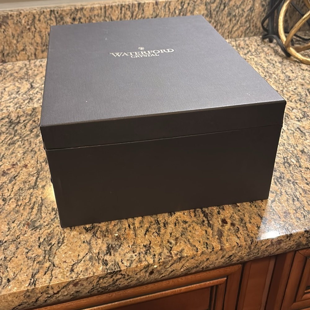 NIB Waterford Crystal Love Flutes - Picture 10 of 13